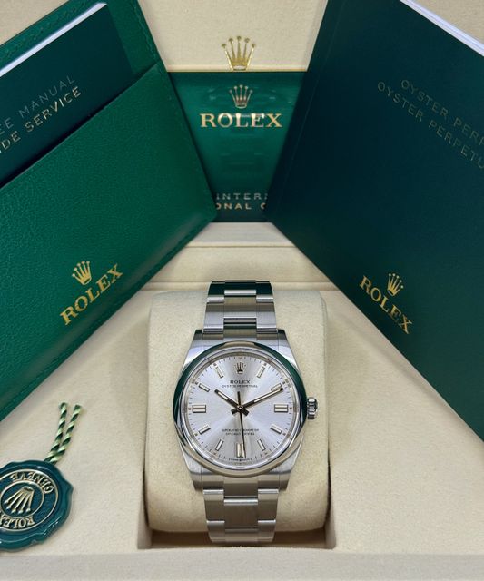 Rolex Oyster Perpetual 126000 Image 7
